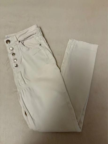 Biele rifľové nohavice, sinsay,s