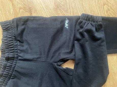 Tepláky 134/140, 134