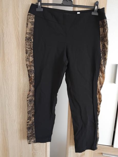 Nohavicw s ozdobným pasom, 46