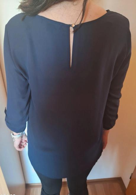 Blúzka, atmosphere,38