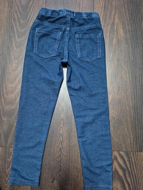 Džegíny ,legíny, sinsay,110