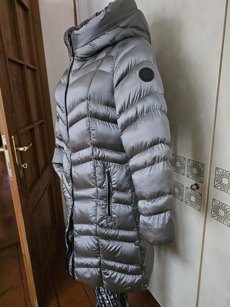 Zimna bunda, broadway,l