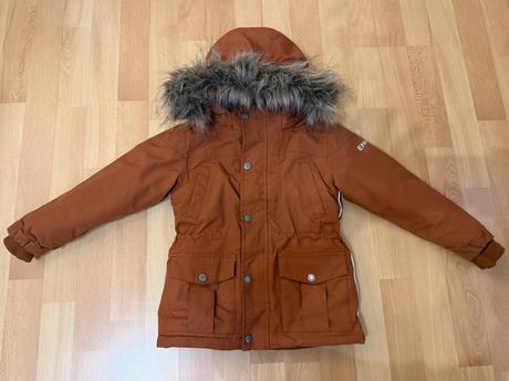 En fant zimna bunda 110, 110