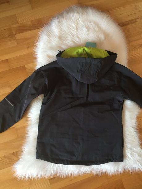 Chlapčenská softshellova bunda., kugo,140