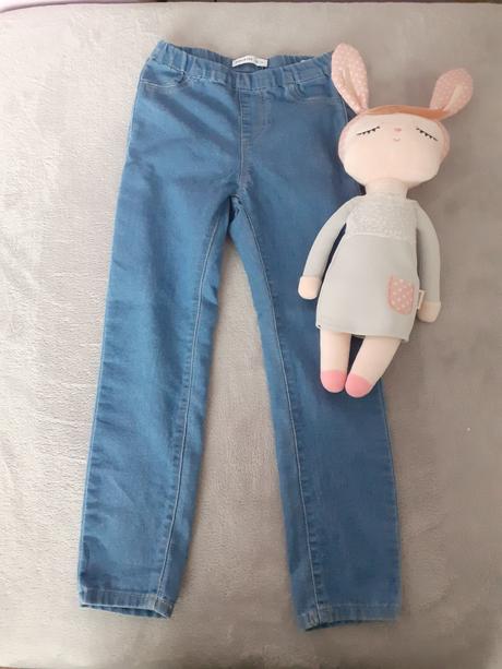 Jeginsy, reserved,116