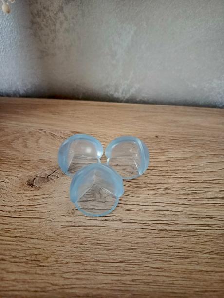 Ochrana rohov stola, 