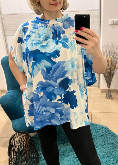 Dámska kvetovaná oversize tunika bielo-modrá (uni), 