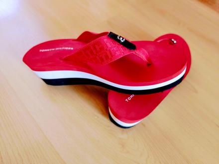 Šľapky zn.tommy hilfiger, tommy hilfiger,41