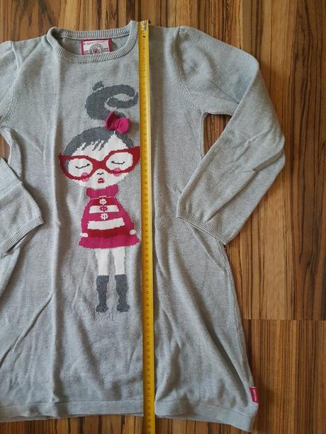 Predlzeny pulover, 128