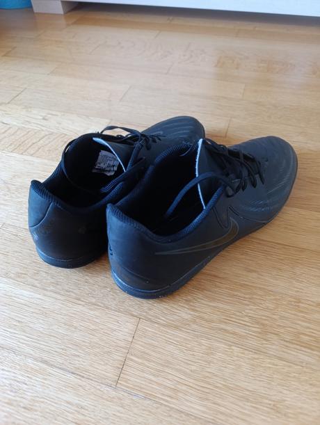 Halové kopačky, nike,44