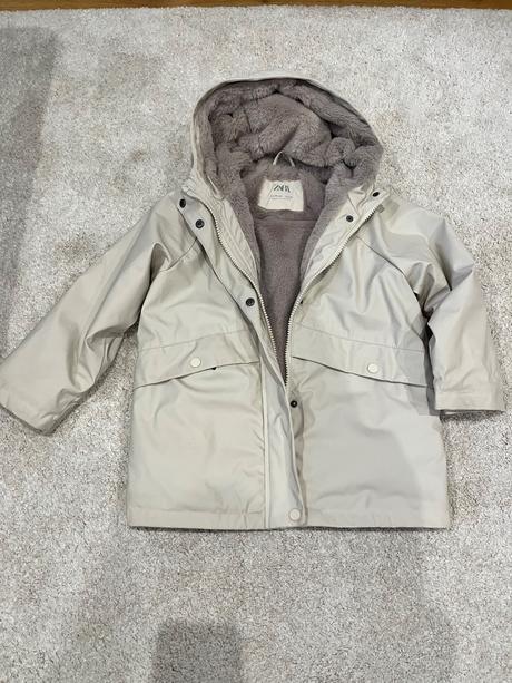 Pogumovaná bunda, zara,116