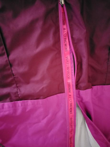 Dievčenské nepremokavé bundy zn.quechua veľ.140, quechua,140