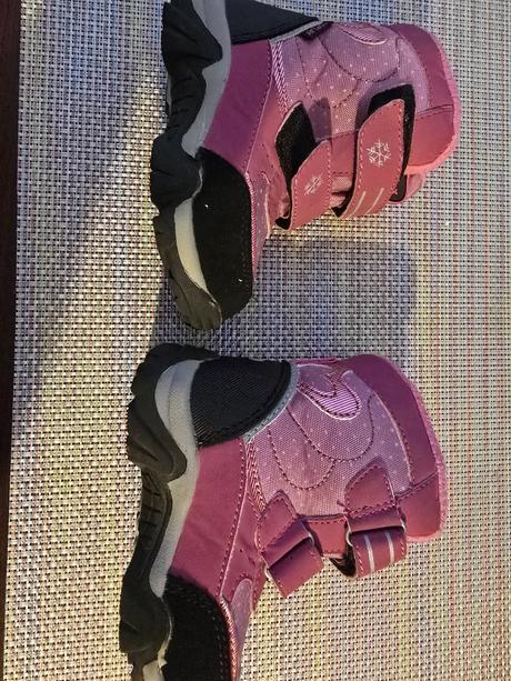 Snehule znacky toplay velkosť 22, 22