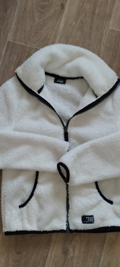 "huňatá" mikina, 146