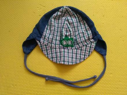 Čiapka so šiltom, 92