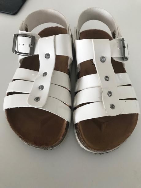 Biele sandalky zn. ccp, 30
