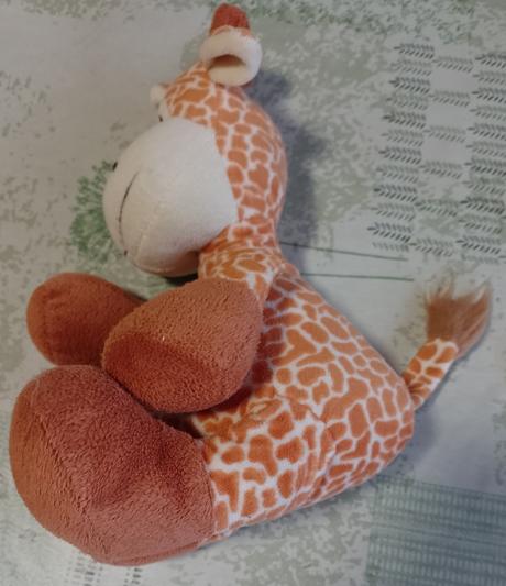 Plyšová žirafa, vysoká 25 cm,