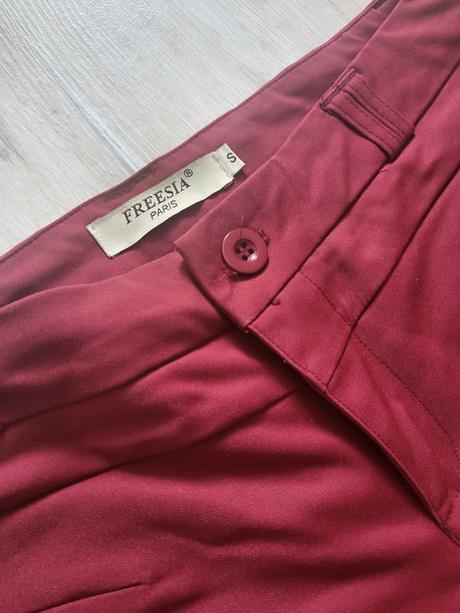 Bordové dámske nohavice zn. freesia paris, s