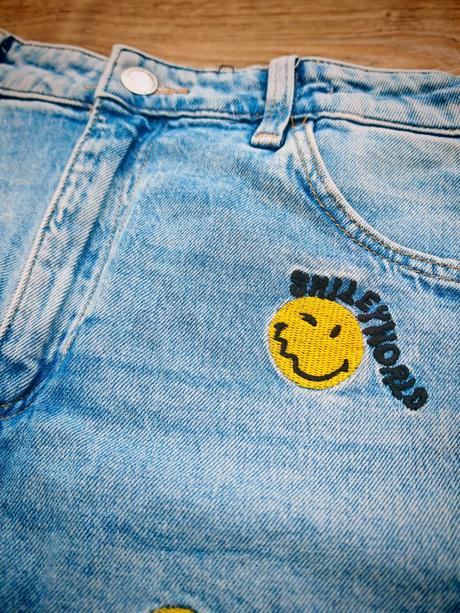 Nádherné šortky so smajlíkmi, h&m,158