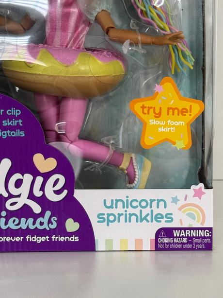 Fidgie friends unicorn sprinkles bábika s hračkou, 