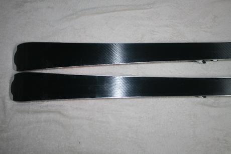 Lyže rossignol hero 160 cm , drevene ajdro, rossignol,160-169 cm