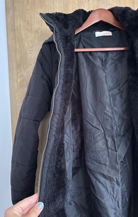 Zimny cierny kabat, camaieu,s