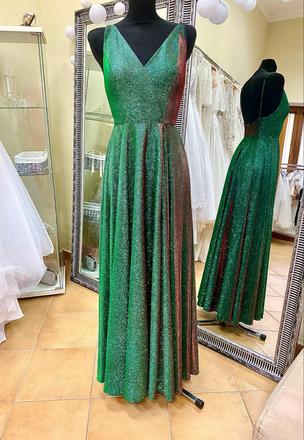 Spoločenské šaty vo veľkosti xs/s, xs