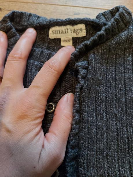 Sveter small rags, 104