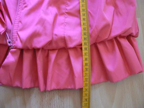 Dievčenská bunda, 146