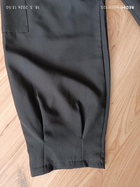 Ľahké nohavice s kapsami, m