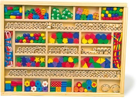 Small foot navliekací box,