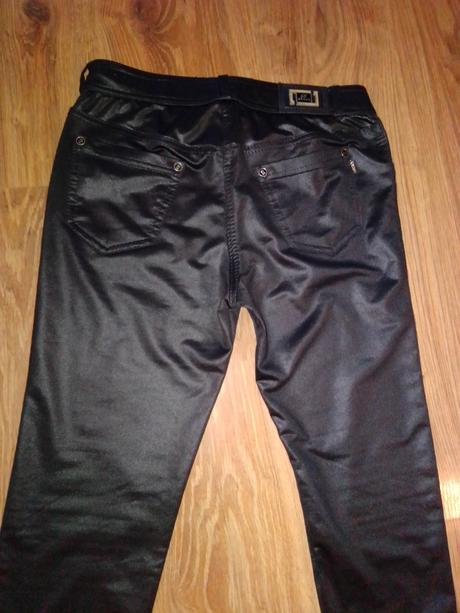 Nohavice voskované, 26