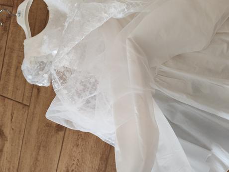 Nádherné šaty abel&lula, 140