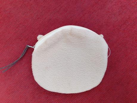 Malá taštička sovička,