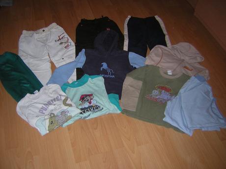 Balík vecí vel. 98/104, 104–116