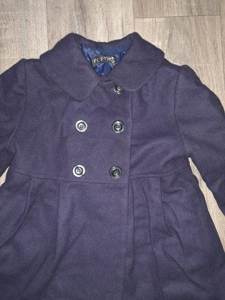 Dievčenský kabát, 110