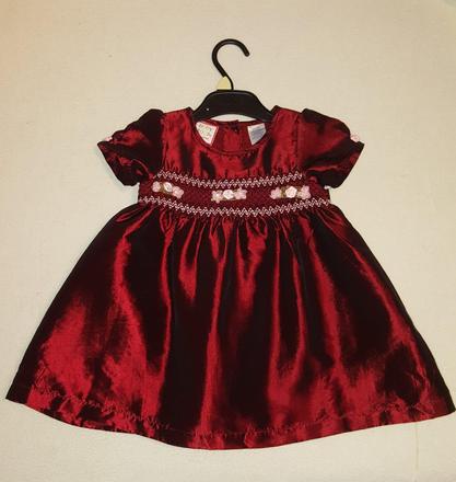 Slávnostné šaty, 92