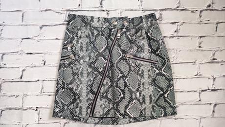 Sukňa, top stav, bershka,xs