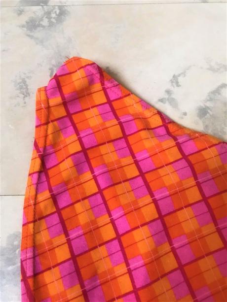 Pestré neónkové plavky spodok, m