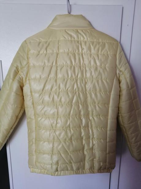 Dievčenská bunda, 152