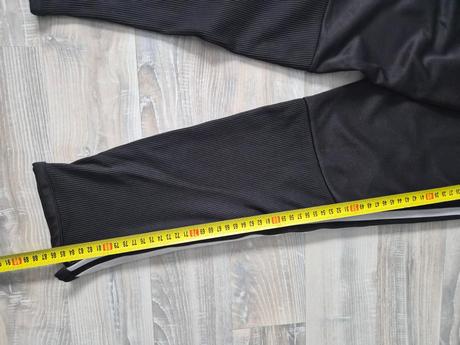 Pekné adidas tepláky - ideálne na tréning, adidas,152