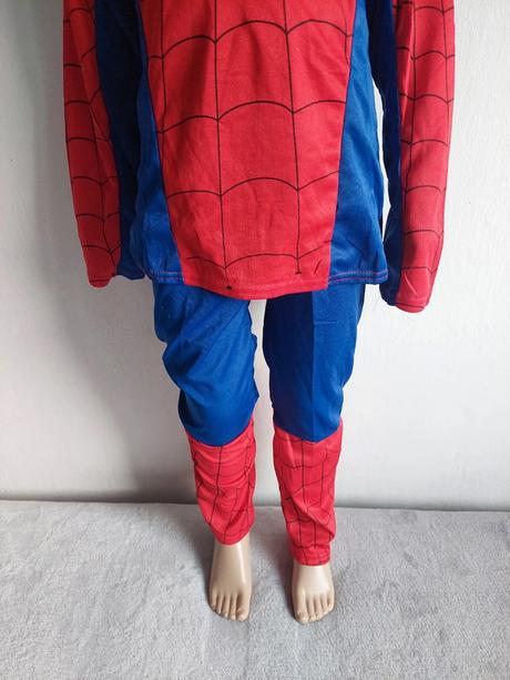 Spiderman karnevalový kostým veľ.116-122,