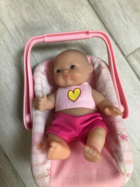 Bábika bábatko v autosedačke, 