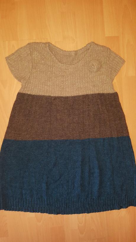 Tehotenský sveter, 42