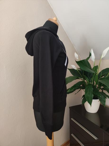 Guess čierna mikina s kapucňou s, s