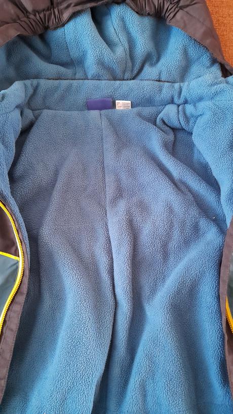 Overal na zimu, lupilu,92