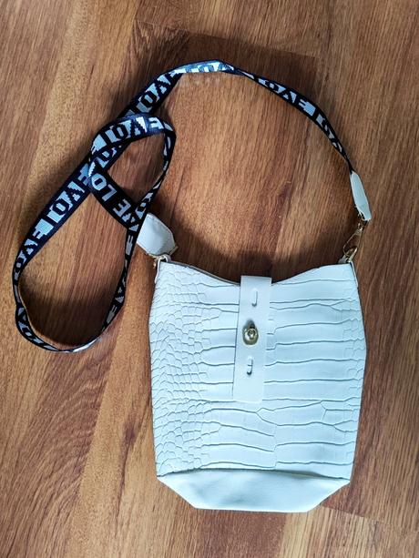 Kabelka malá crossbody, 