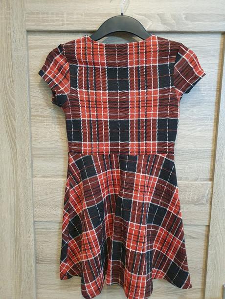 Teplejšie šaty, chapter young,140