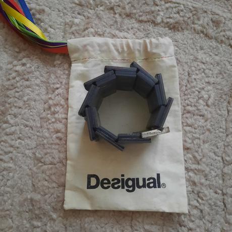 Krásny náramok desigual, desigual