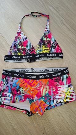 Dievčenské plavky, 140